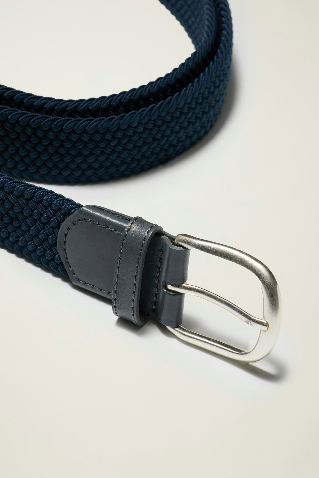 The Clubhouse Stretch Belt