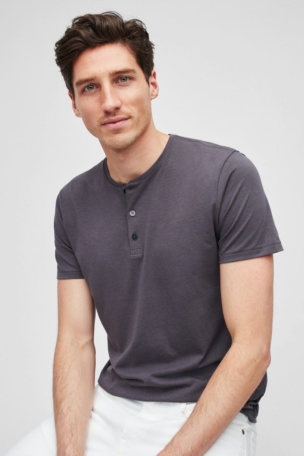 Jetsetter Short Sleeve Henley