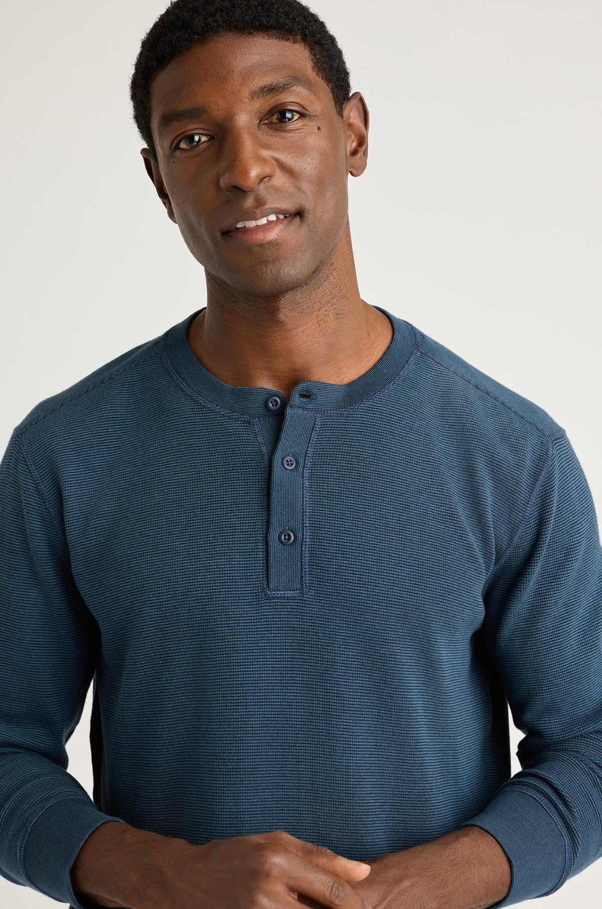 KNIT-CASUAL-SHIRT_HENLEY-KNIT-SHIRT_BKT11804NN9849_2_hover.jpg