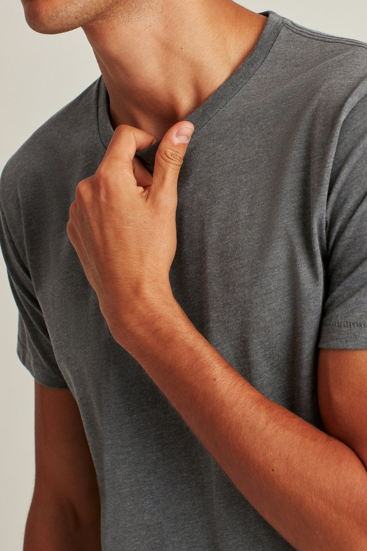 Soft Everyday Tee - heather faded black