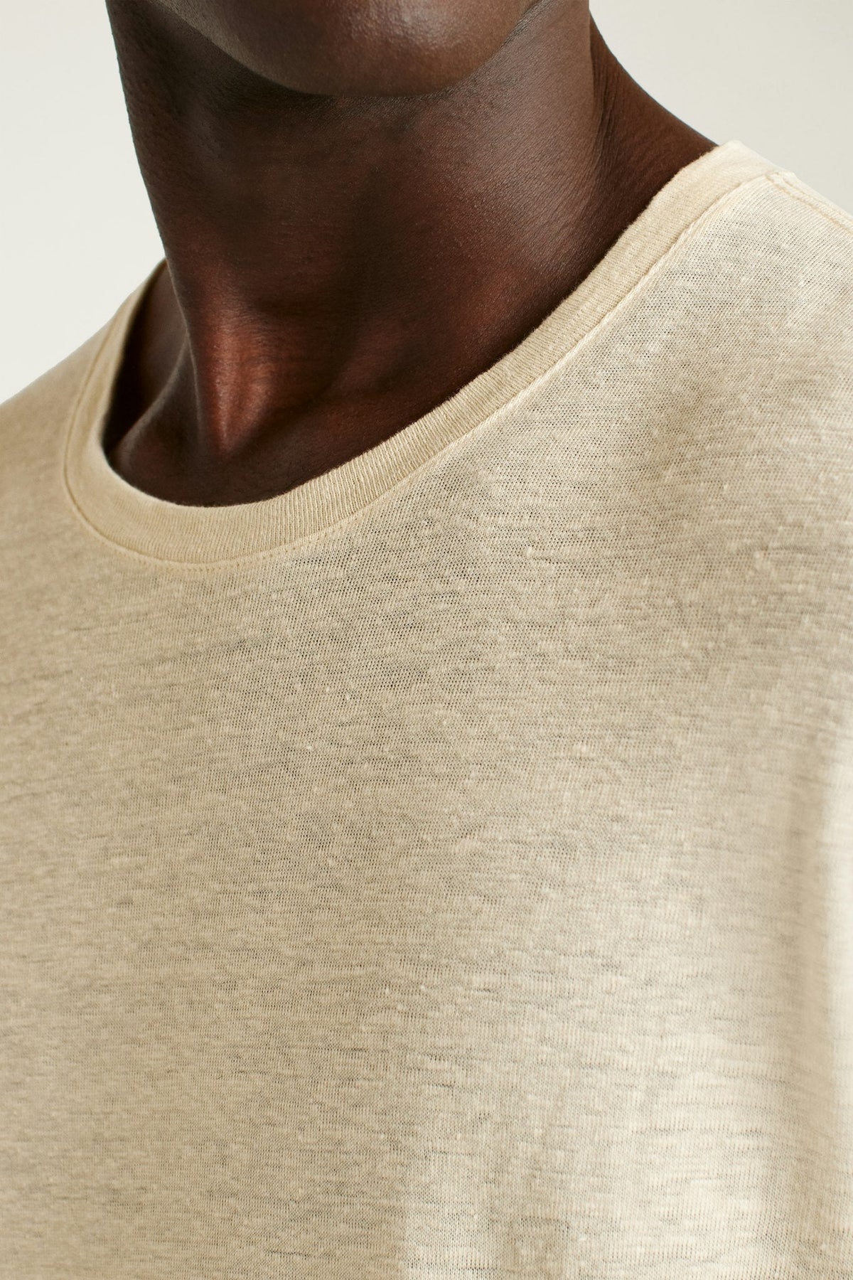 Linen Crew Neck Tee