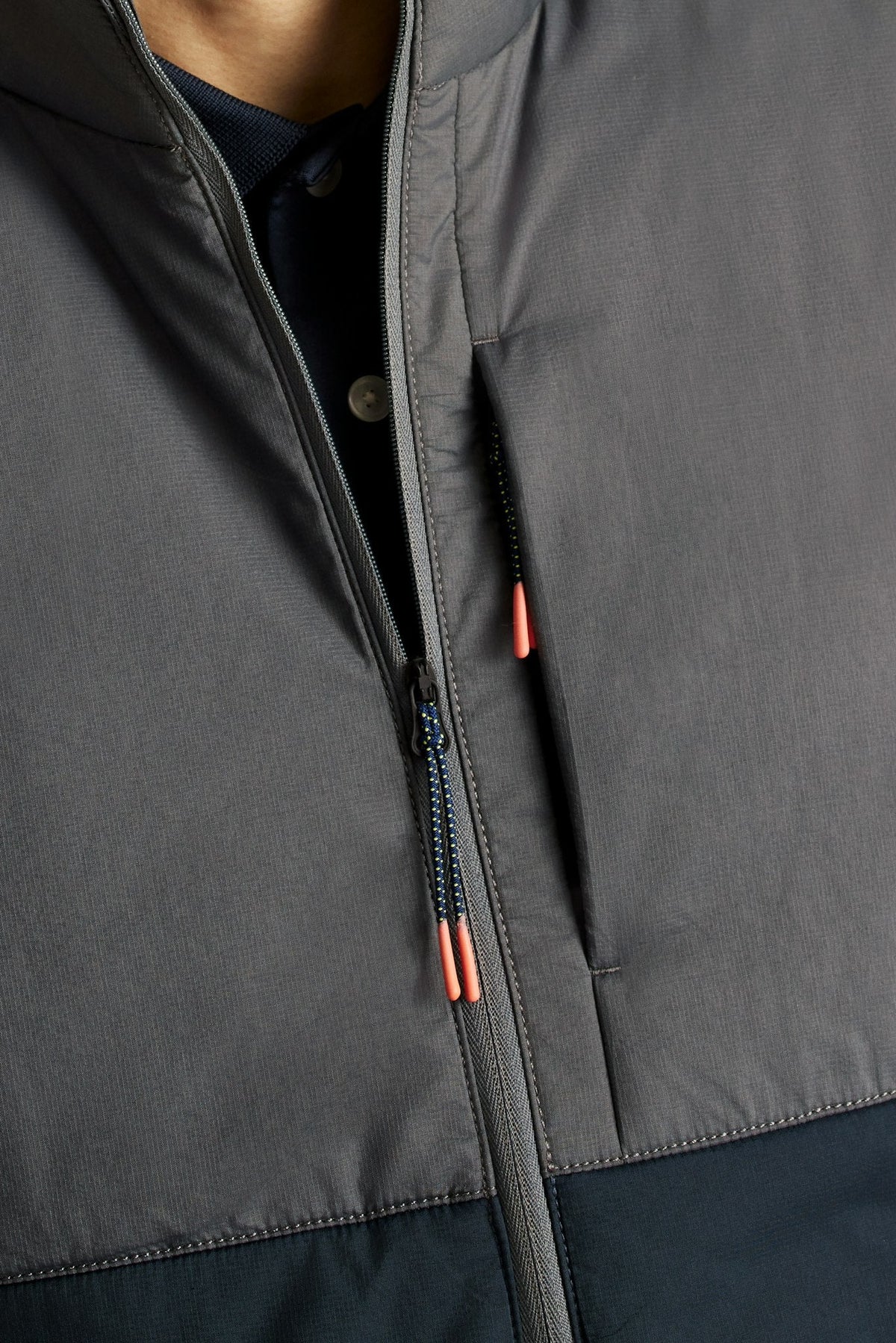 The Lightweight Hybrid Vest