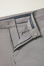 Lightweight 5-Pocket Golf Pant
