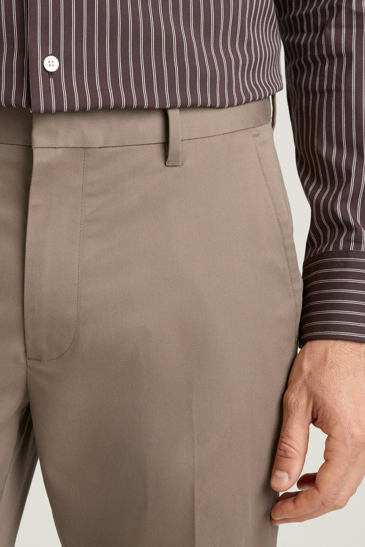 Weekday Warrior Dress Pants