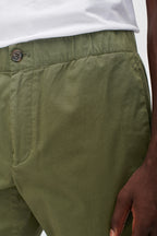 The Off Duty Pant