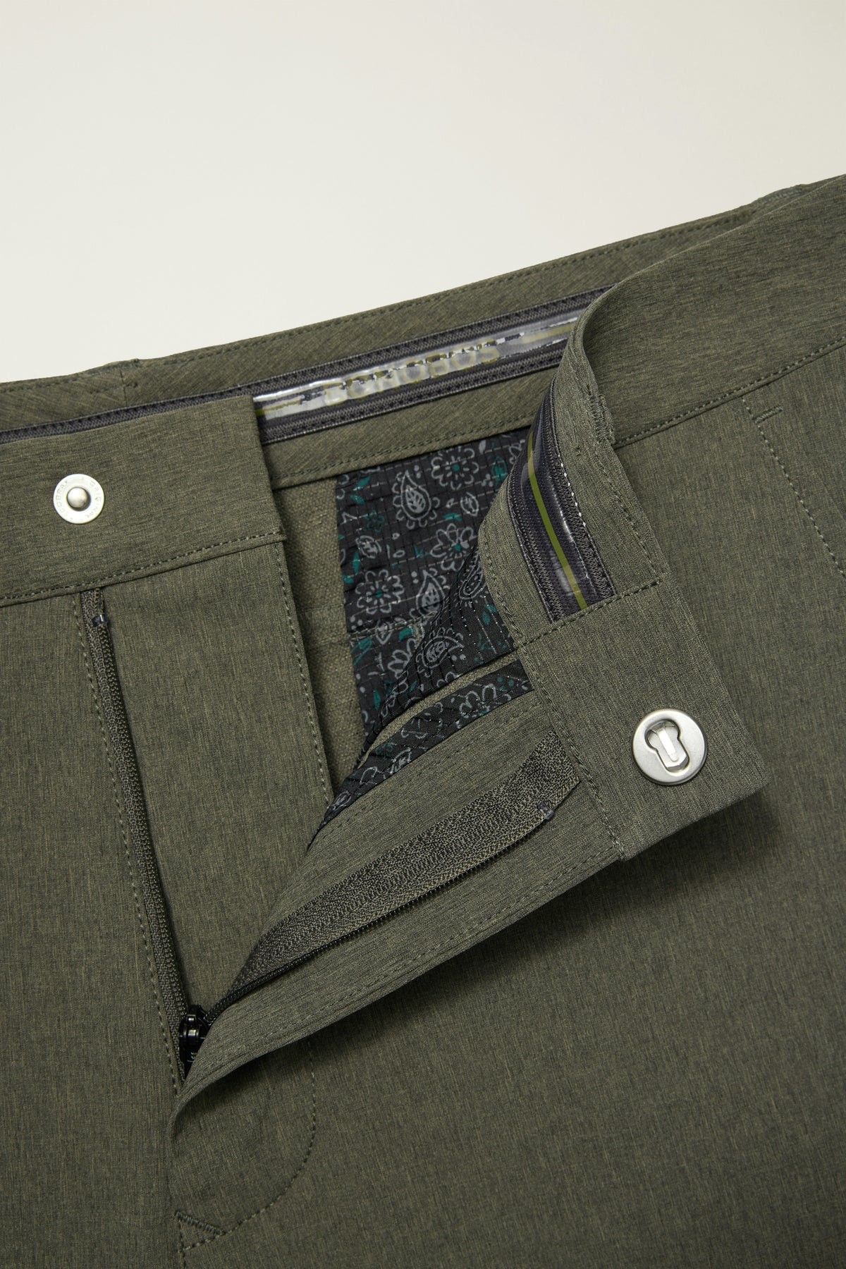 Course Legend Shorts