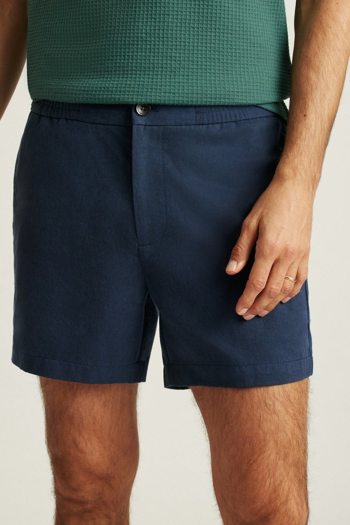 Weekend Wanderer Short