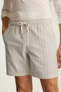 Nomad Short