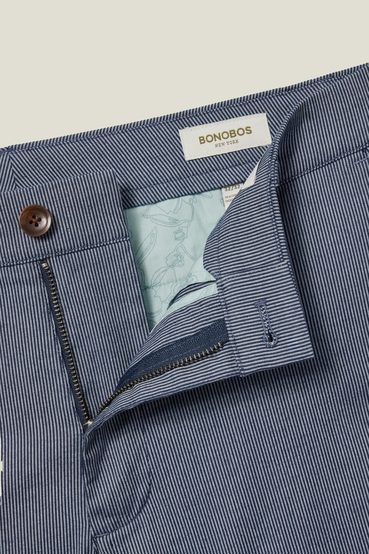 Lightweight Chino Short