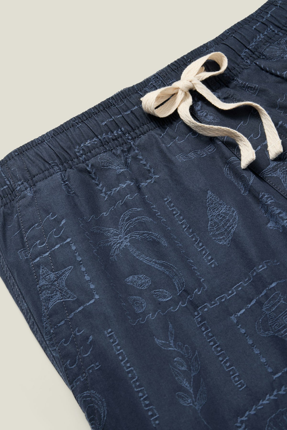 Nomad Short