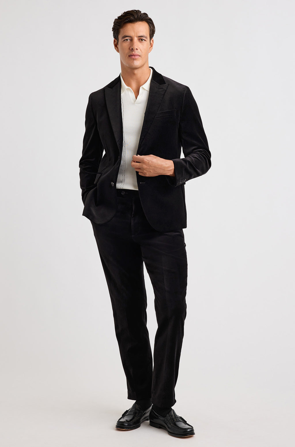 Jetsetter Velvet Blazer