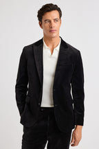 Jetsetter Velvet Blazer